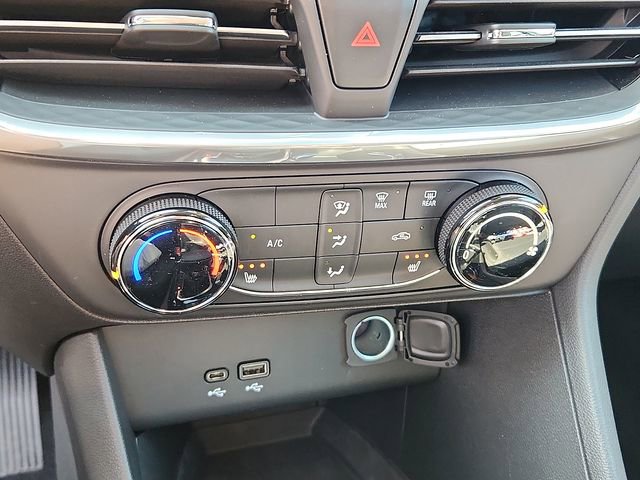 Certified 2026 Buick Encore GX Preferred w/ Comfort Package AWD/4WD image 15