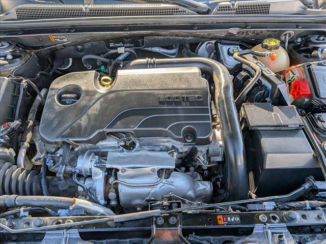 Used 2022 Chevrolet Malibu LT image 24