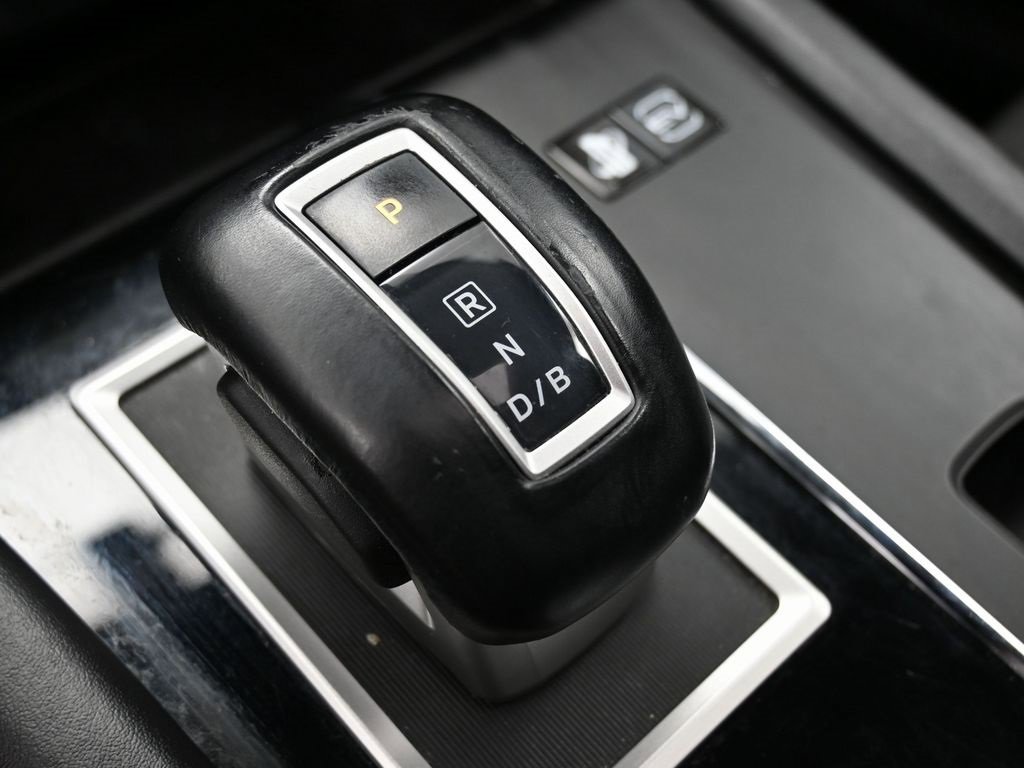 Used 2023 Mitsubishi Outlander SE image 28