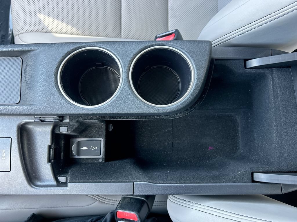 Used 2016 Lexus IS 200t RWD image 17