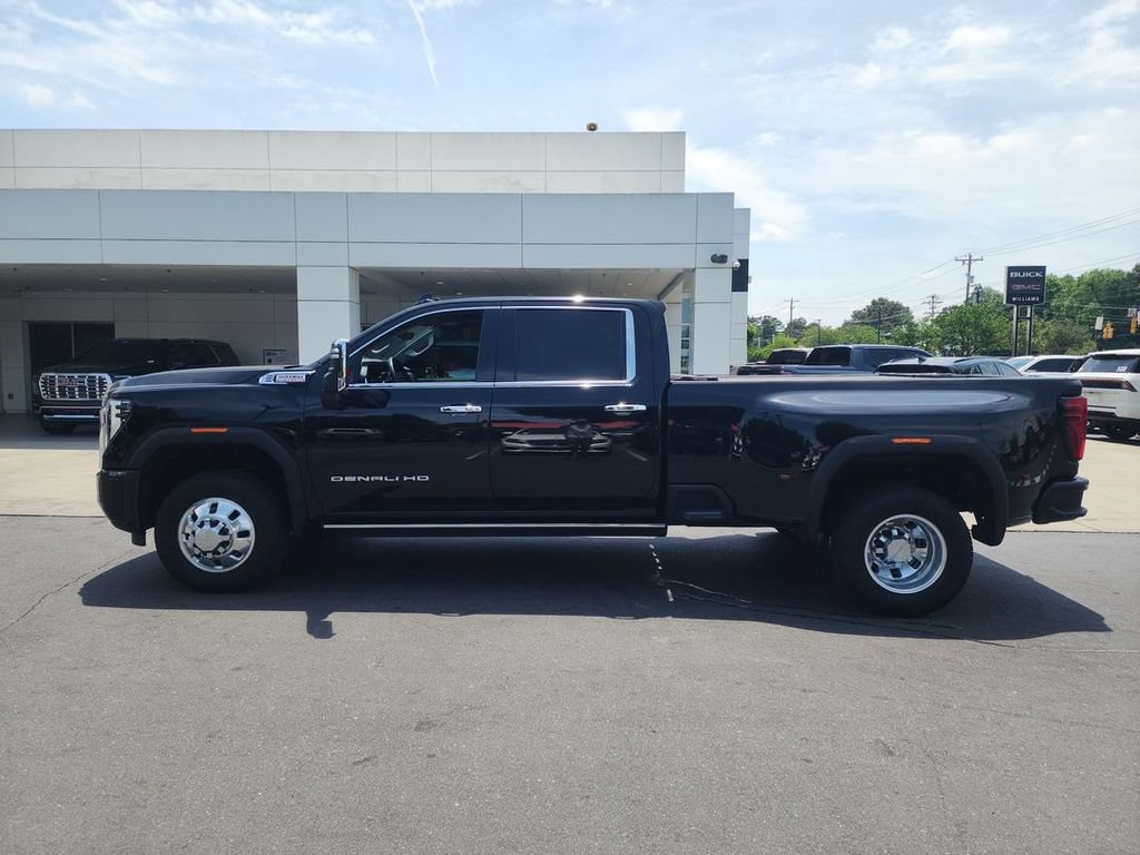 Certified 2024 GMC Sierra 3500 Denali w/ Denali Reserve Package AWD/4WD image 5