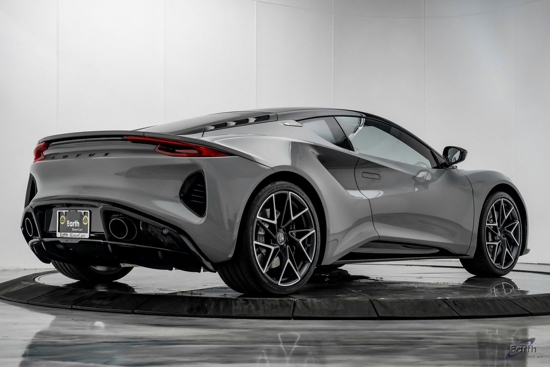 New 2026 Lotus Emira V6 SE Touring RWD image 16
