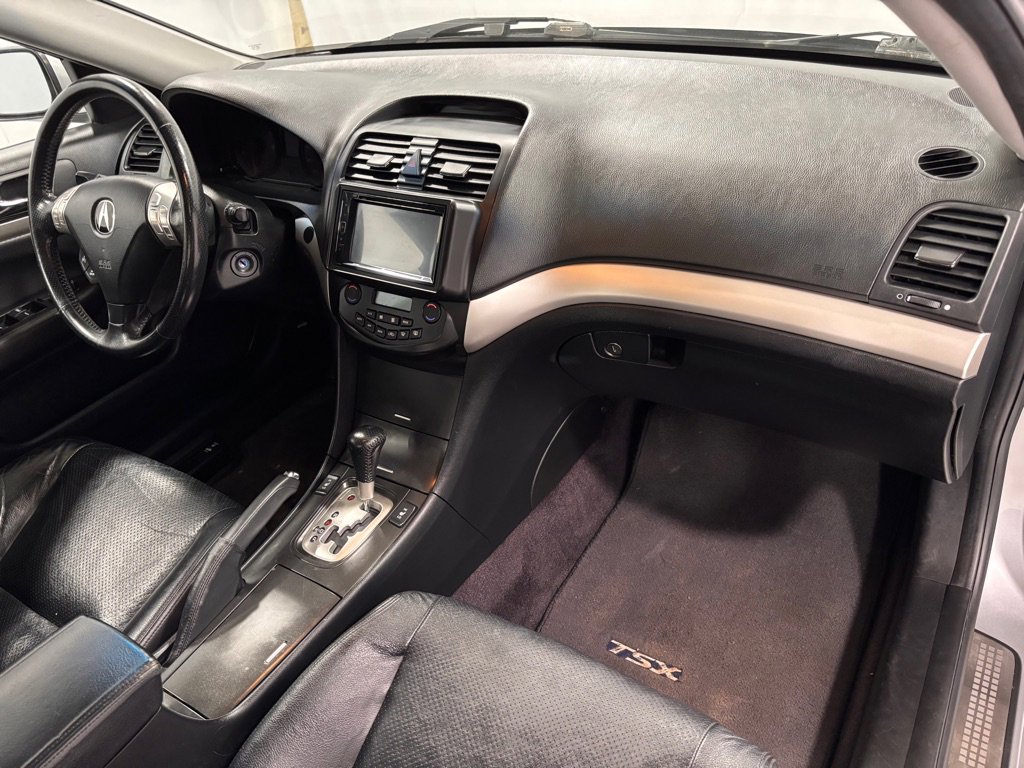 Used 2004 Acura TSX image 17