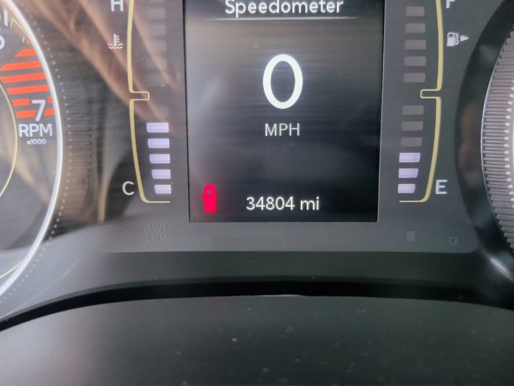 Used 2020 Jeep Cherokee Latitude Plus FWD image 20