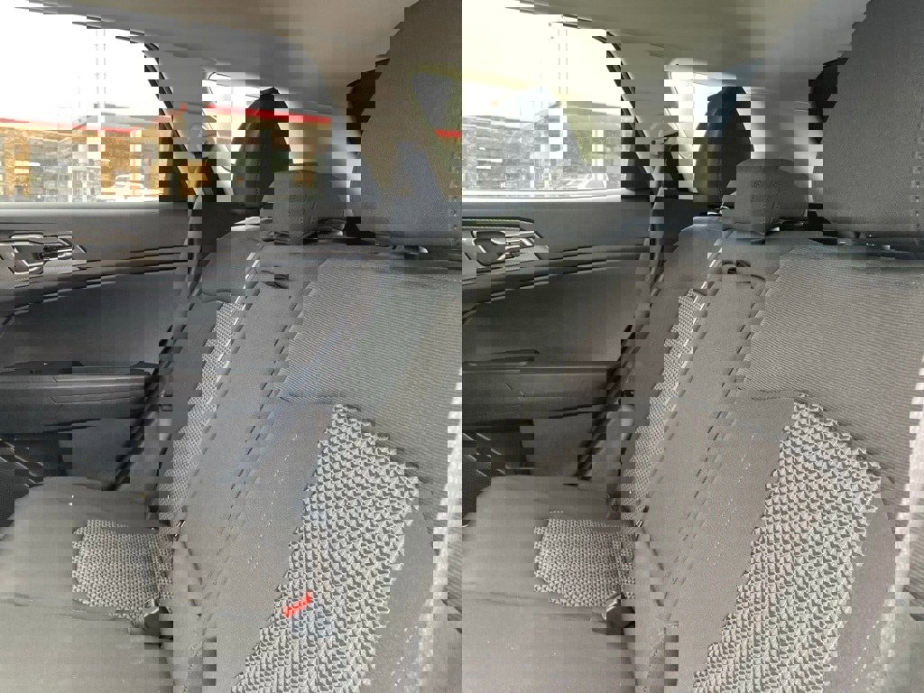 Used 2024 Kia Sportage LX image 10