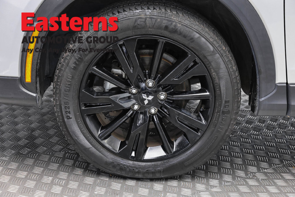 Used 2024 Mitsubishi Eclipse Cross LE AWD/4WD image 33