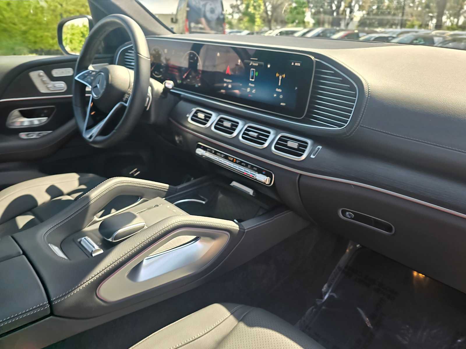 Used 2026 Mercedes-Benz GLS 450 4MATIC image 11