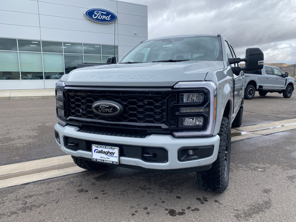 New 2026 Ford F350 4x4 Crew Cab Super Duty image 18