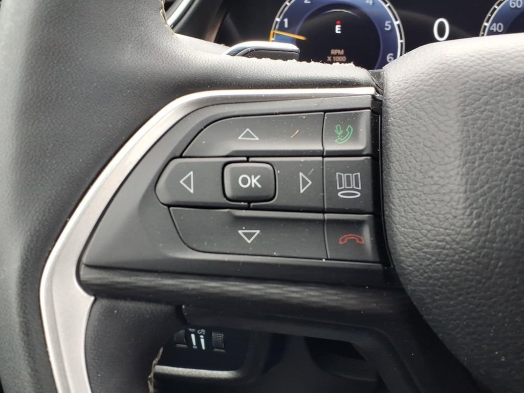 Used 2024 Jeep Grand Cherokee Altitude image 29