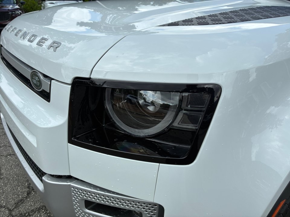 Used 2025 Land Rover Defender 110 S AWD/4WD image 26