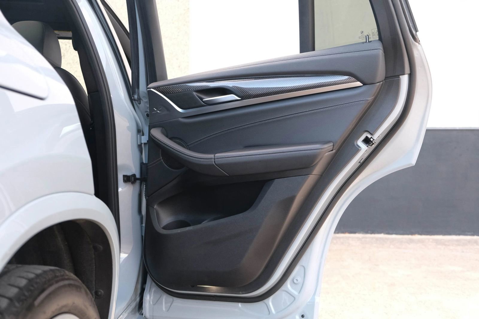 Used 2022 BMW X4 M40i image 27