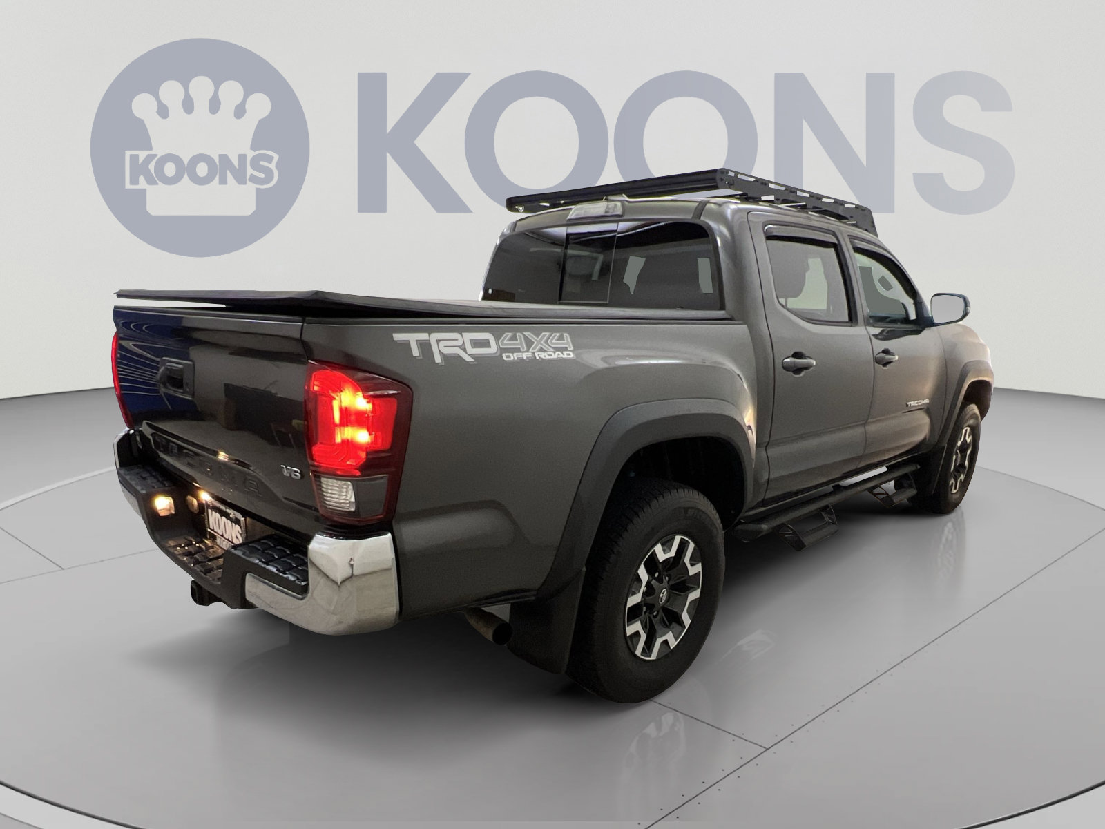 Used 2019 Toyota Tacoma TRD Off-Road AWD/4WD image 8