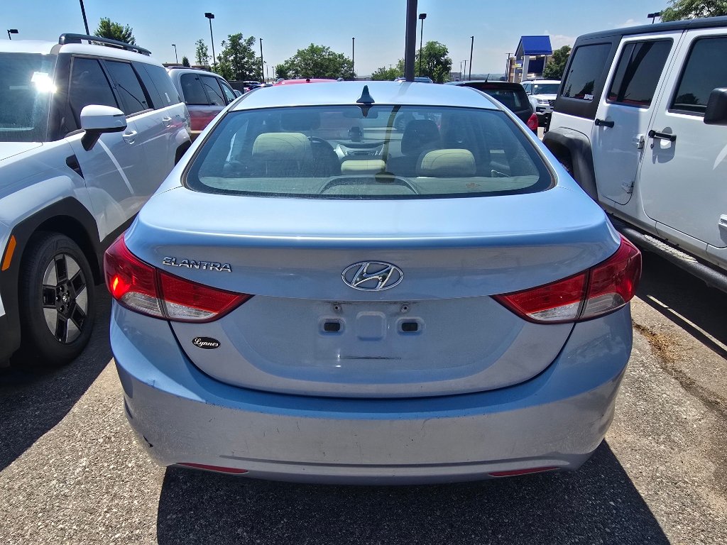 Used 2013 Hyundai Elantra GLS w/ Preferred Pkg FWD image 12