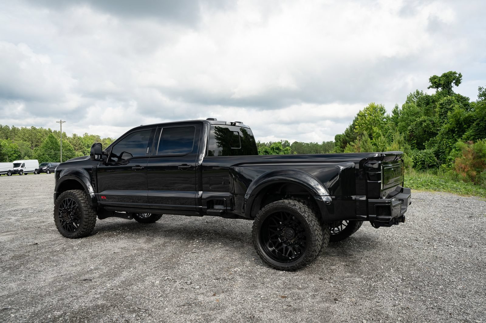 Used 2024 Ford F450 Limited AWD/4WD image 17