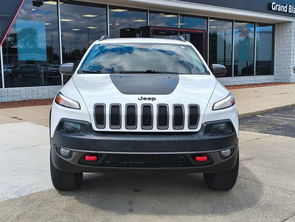 Used 2016 Jeep Cherokee Trailhawk w/ Leather Interior Group AWD/4WD image 14