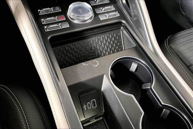 Used 2024 Lincoln Nautilus Reserve image 33