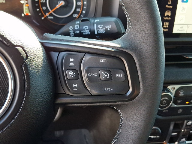 Used 2026 Jeep Wrangler Unlimited Sport AWD/4WD image 21