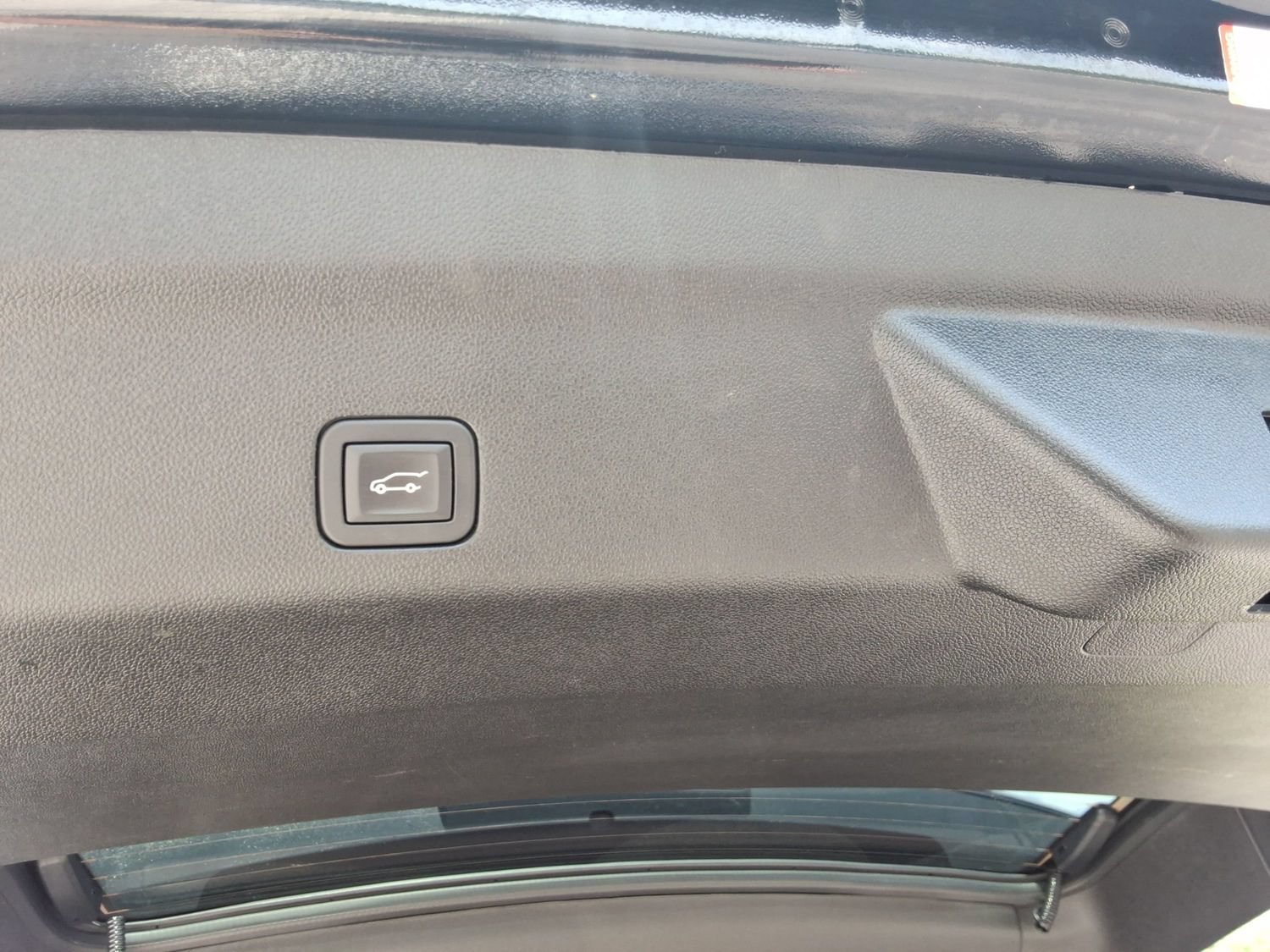 Used 2024 GMC Yukon XL Denali AWD/4WD image 27
