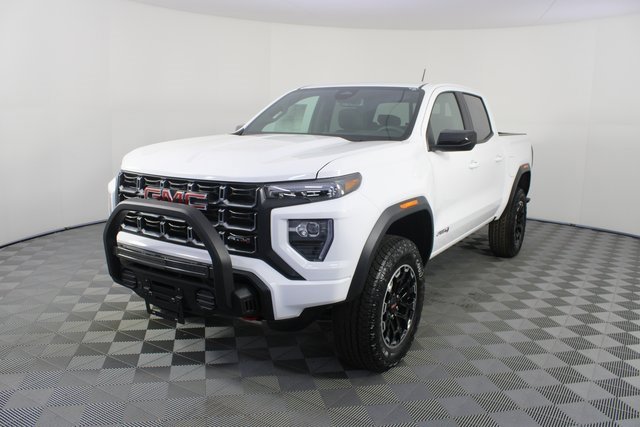 New 2026 GMC Canyon AT4 w/ Off-Road Front Bumper Package image 20