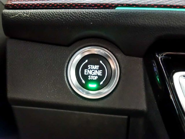 Used 2024 Chevrolet Traverse RS AWD/4WD image 22