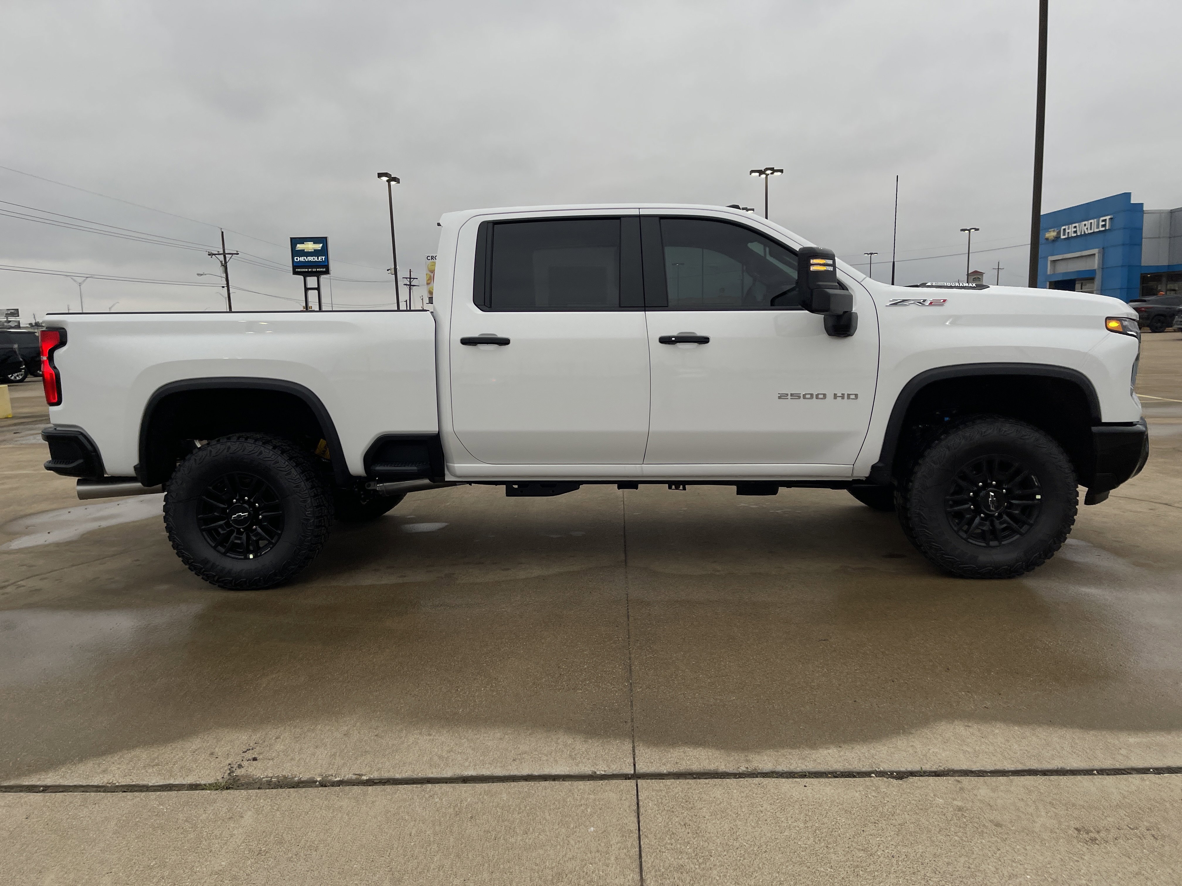 New 2026 Chevrolet Silverado 2500 ZR2 image 3