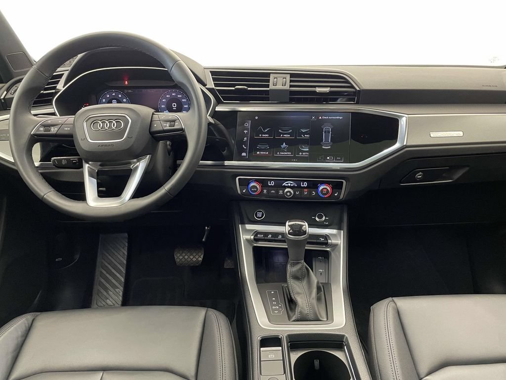 Certified 2025 Audi Q3 2.0T Premium w/ Convenience Package AWD/4WD image 23