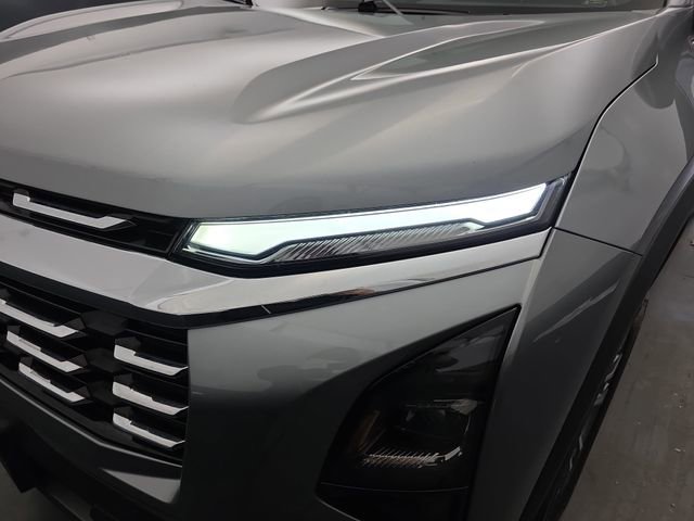 Used 2025 Chevrolet Equinox LT image 14