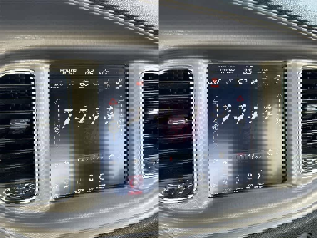 Used 2023 Dodge Charger GT image 16