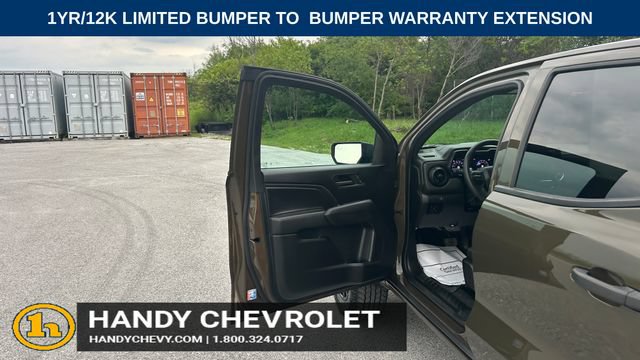 Certified 2024 Chevrolet Colorado Trail Boss w/ Advanced Trailering Package AWD/4WD image 12