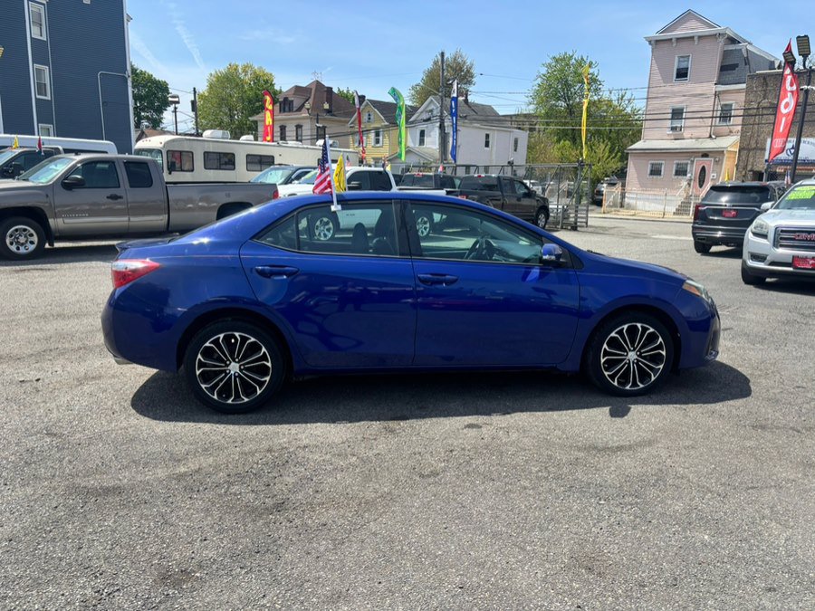 Used 2016 Toyota Corolla S Premium FWD image 5