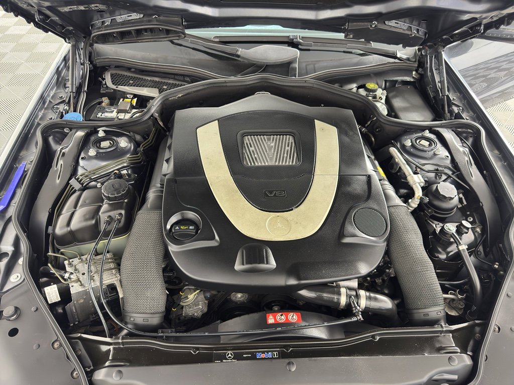 Used 2011 Mercedes-Benz SL 550 image 11