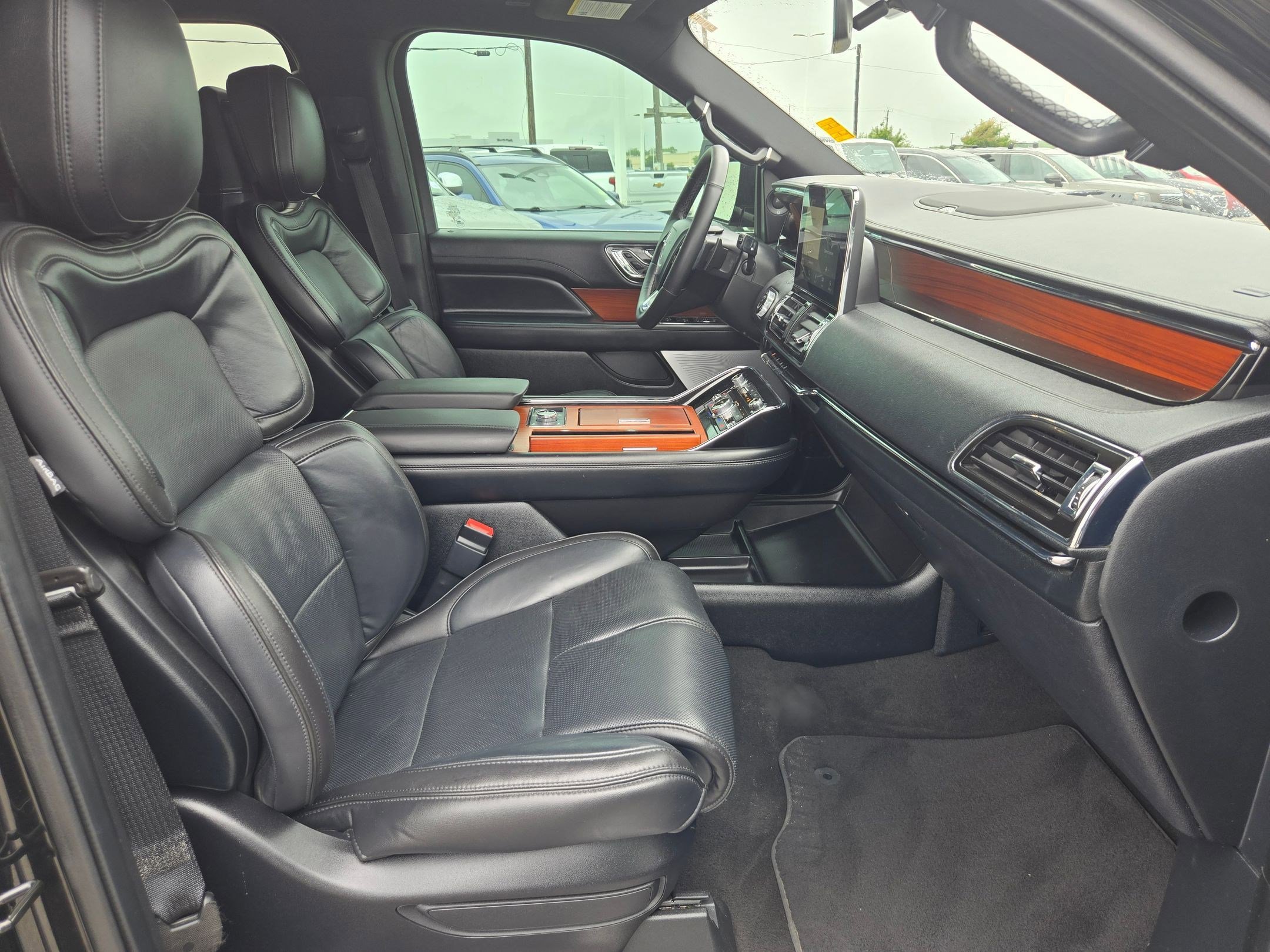 Used 2018 Lincoln Navigator L Reserve w/ Technology Package AWD/4WD image 20