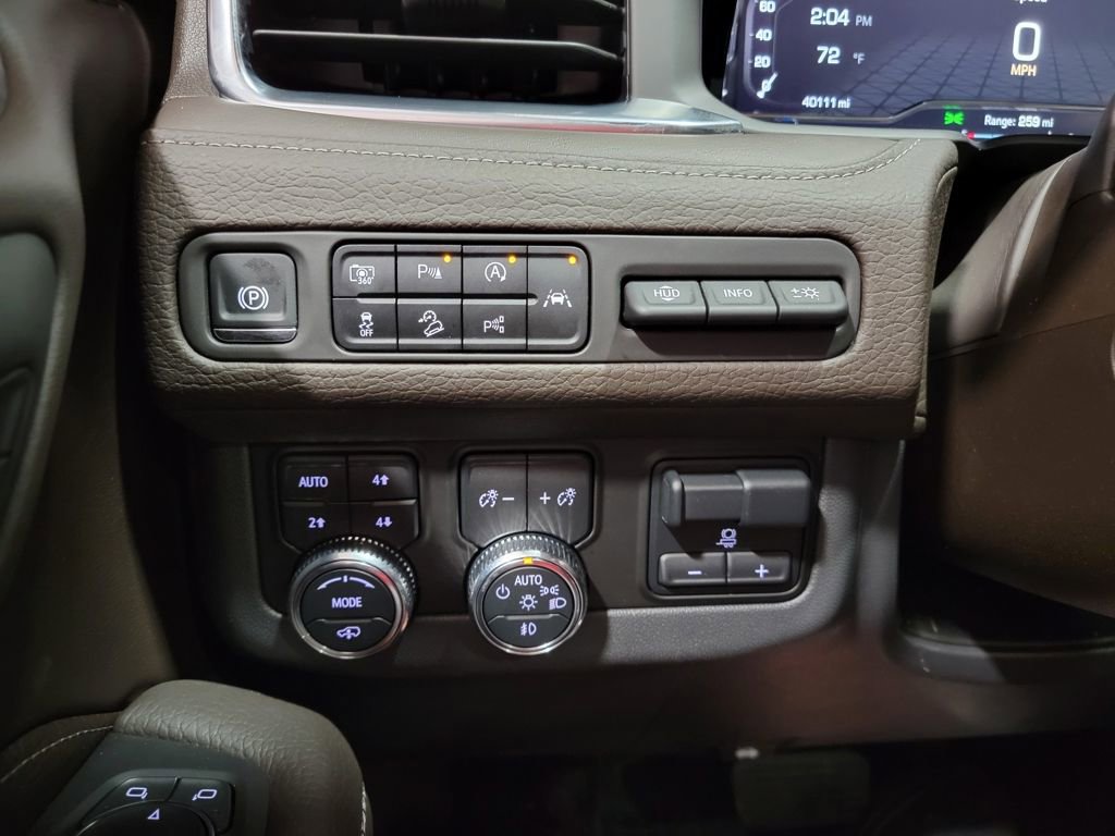 Certified 2024 GMC Yukon XL Denali w/ Denali Reserve Package image 35