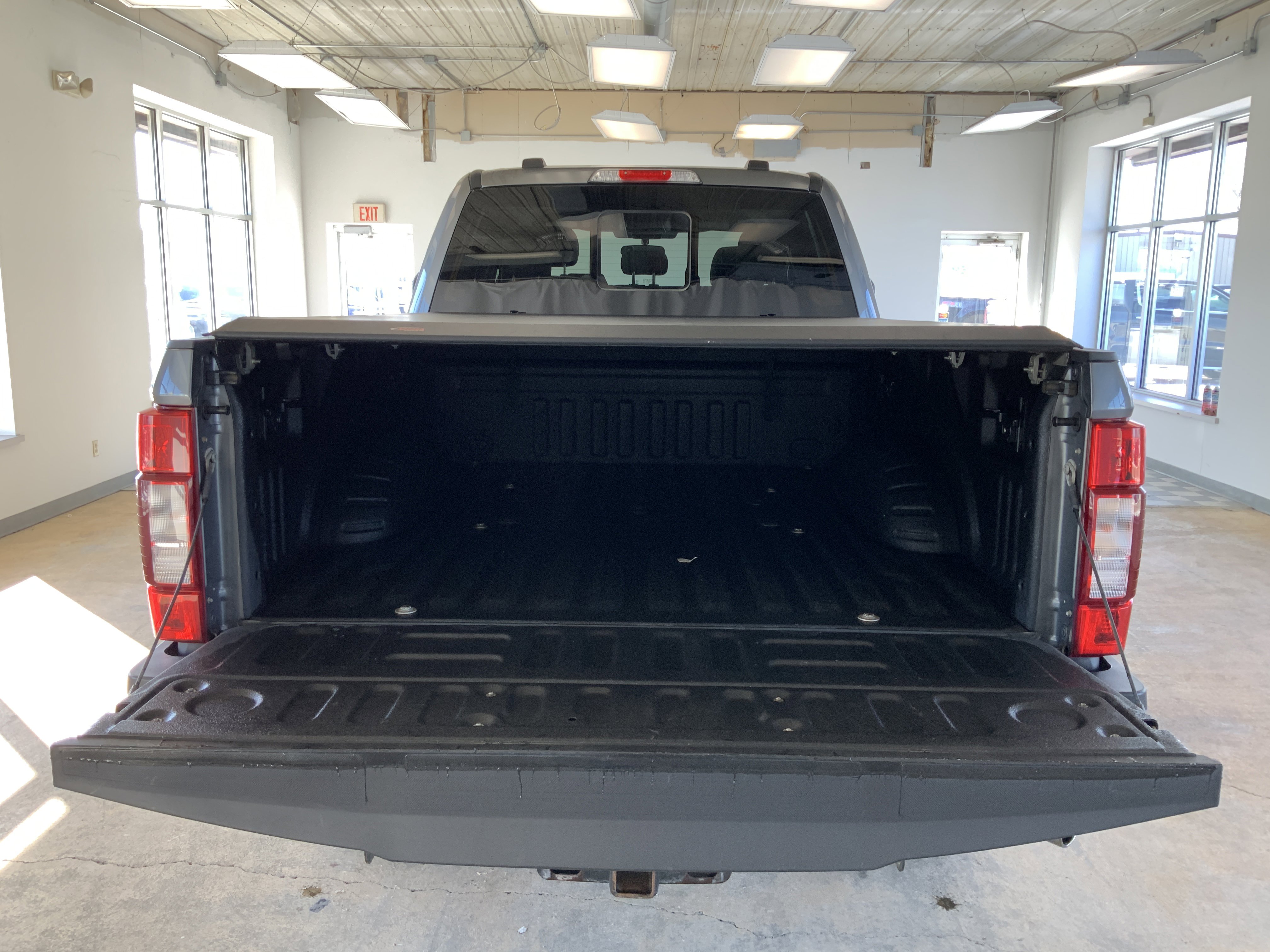 Used 2022 Ford F250 XLT w/ XLT Premium Package image 12