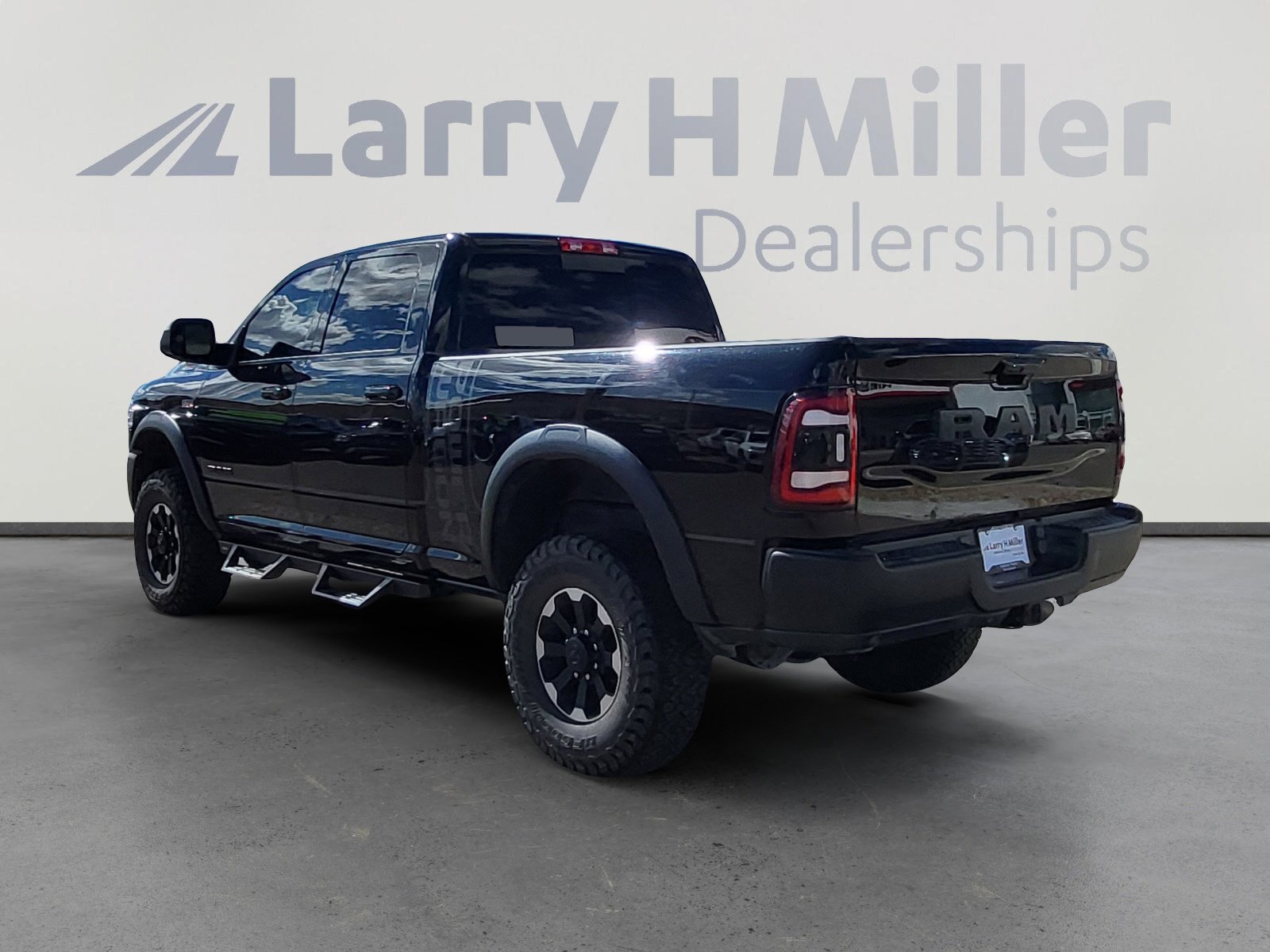 Used 2022 RAM 2500 Power Wagon w/ Level 2 Equipment Group image 3