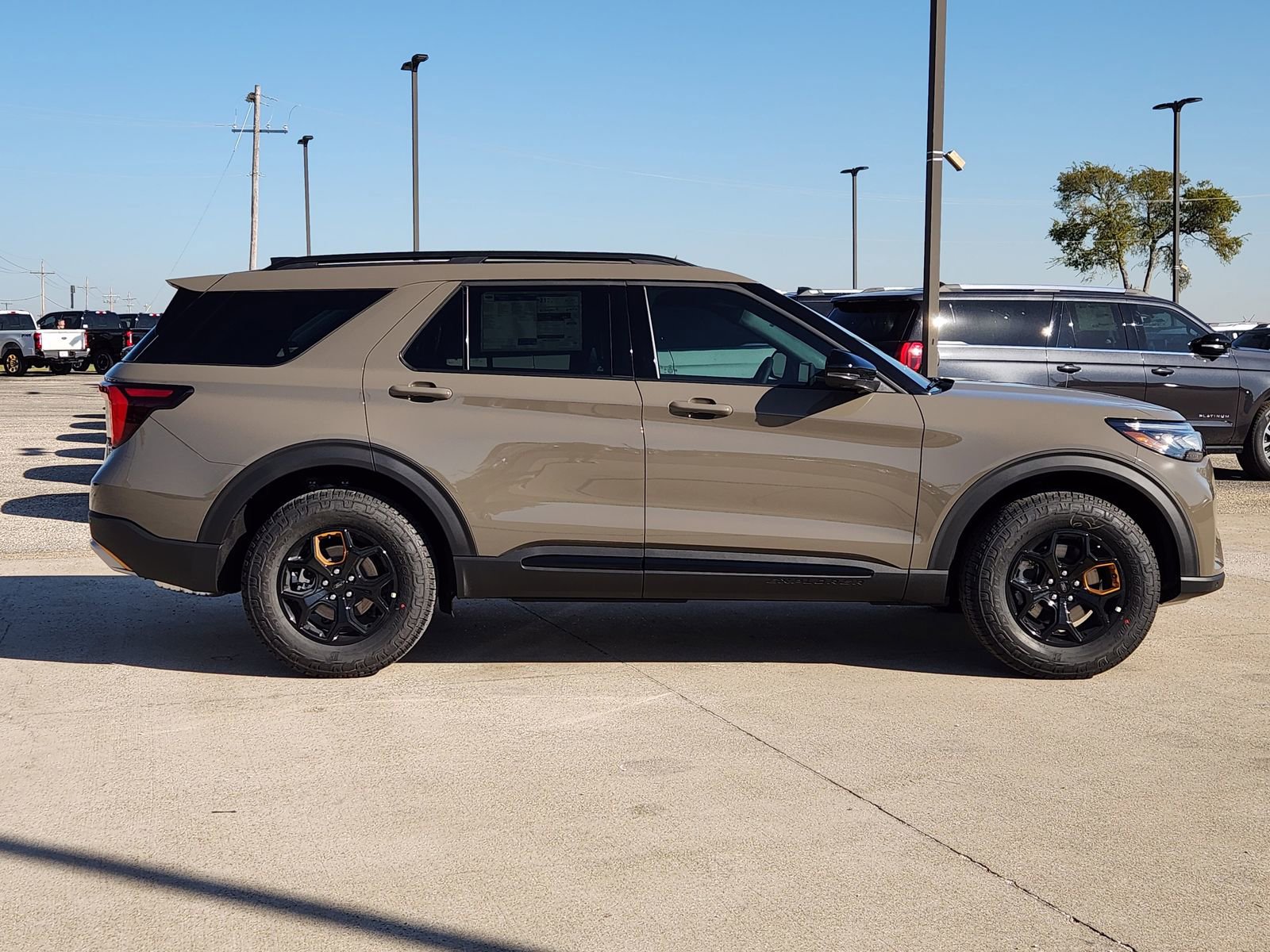 New 2026 Ford Explorer Tremor w/ Tremor Convenience Package image 8