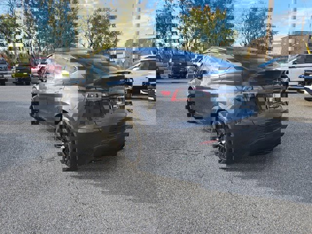 Used 2024 Tesla Model Y Long Range image 8