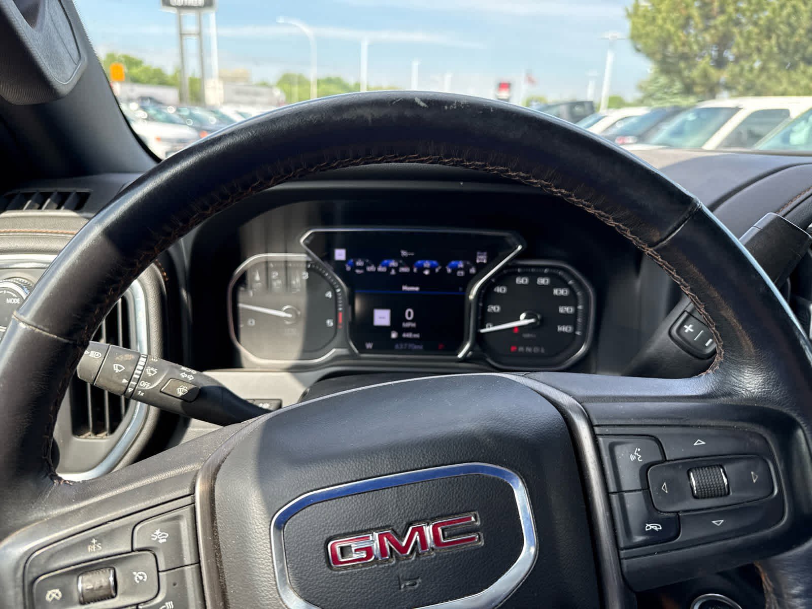 Used 2022 GMC Sierra 3500 AT4 w/ AT4 Premium Plus Package AWD/4WD image 9