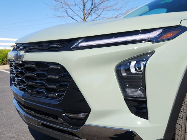 New 2026 Chevrolet Trax ACTIV w/ Driver Confidence Package FWD image 10