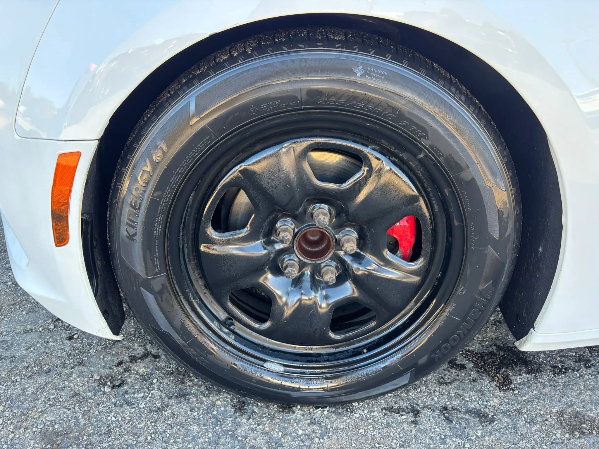Used 2018 Chevrolet Camaro LT RWD image 12