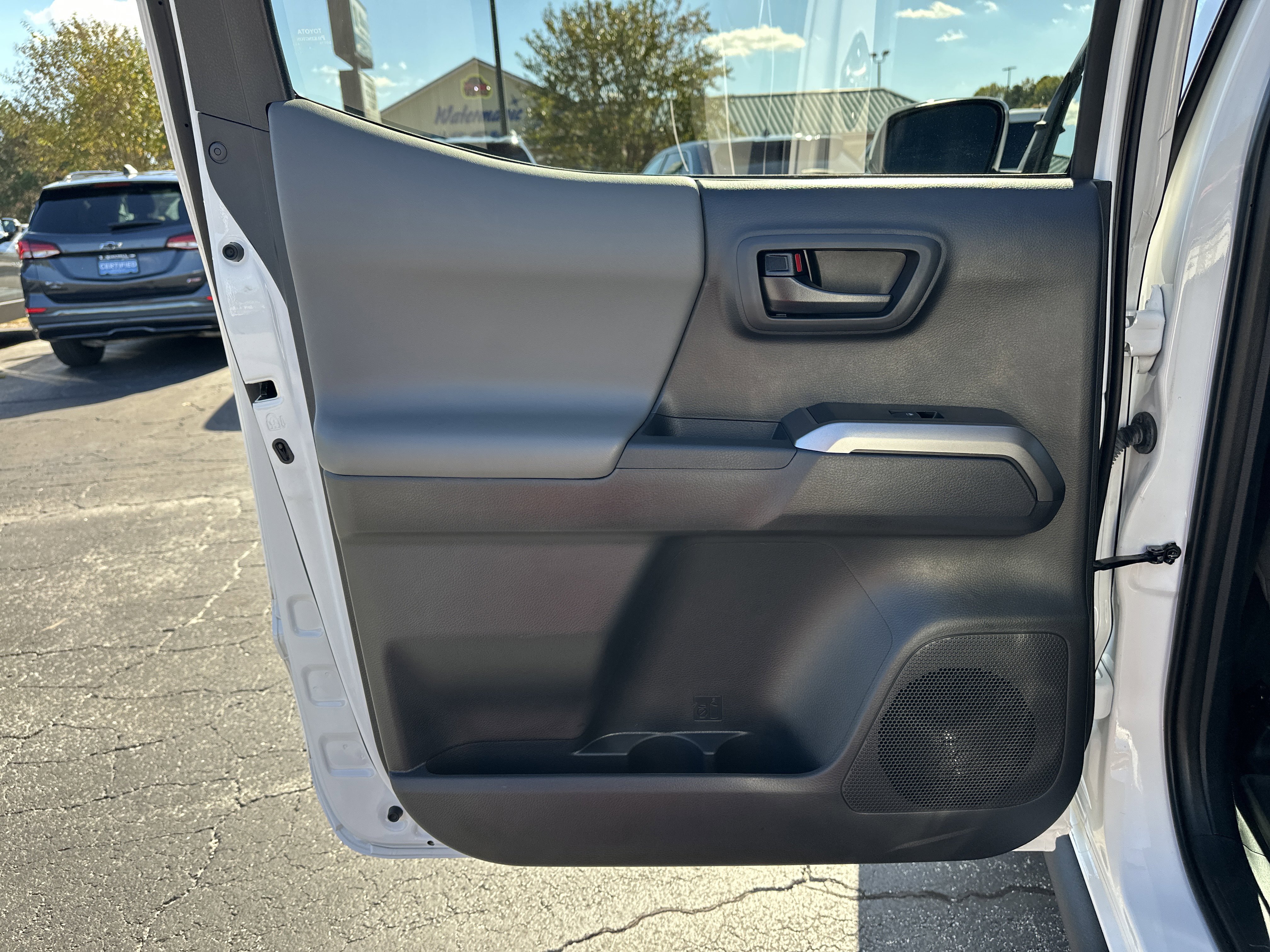 Used 2023 Toyota Tacoma TRD Off-Road image 22