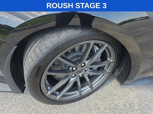 Used 2021 Ford Mustang GT Premium w/ GT Performance Package RWD image 32