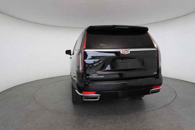 Used 2022 Cadillac Escalade ESV Premium Luxury image 13