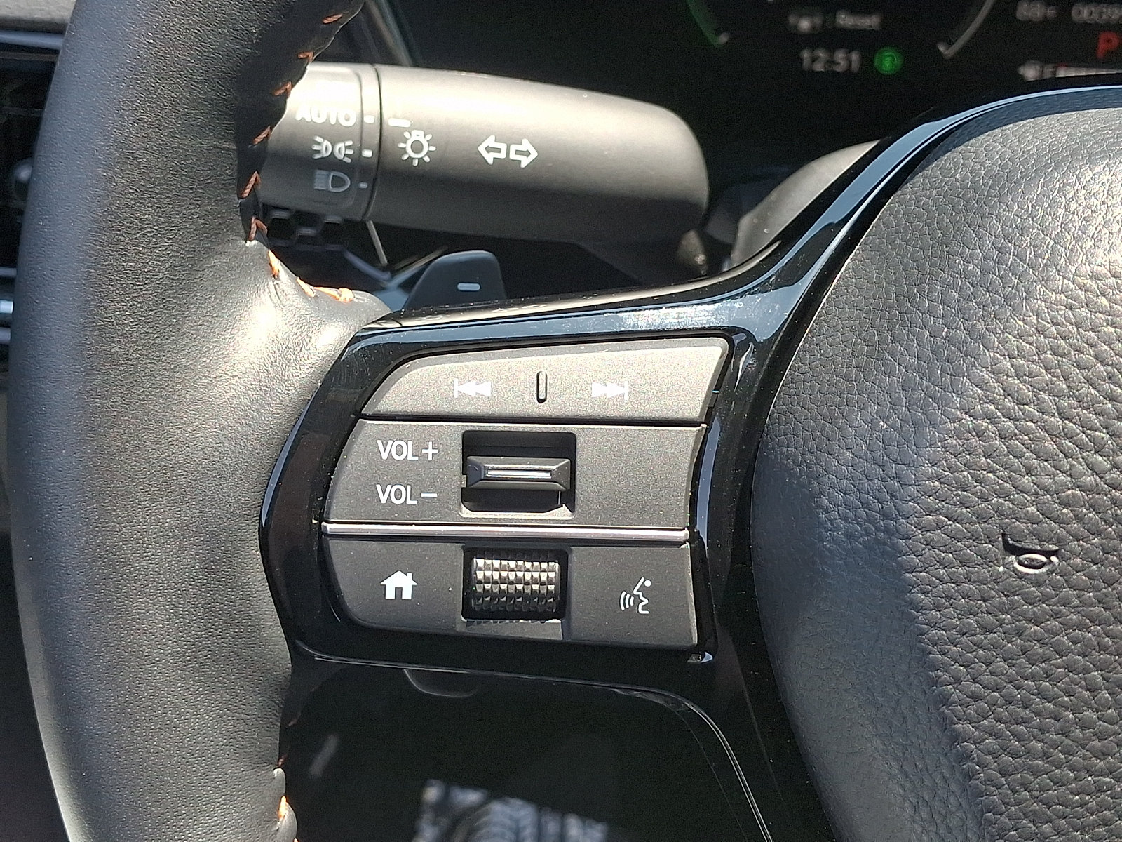 Certified 2025 Honda CR-V Sport Touring image 22