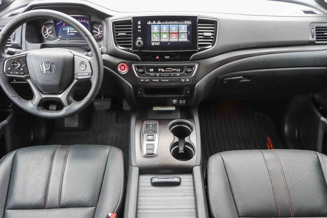 Used 2023 Honda Passport TrailSport image 14