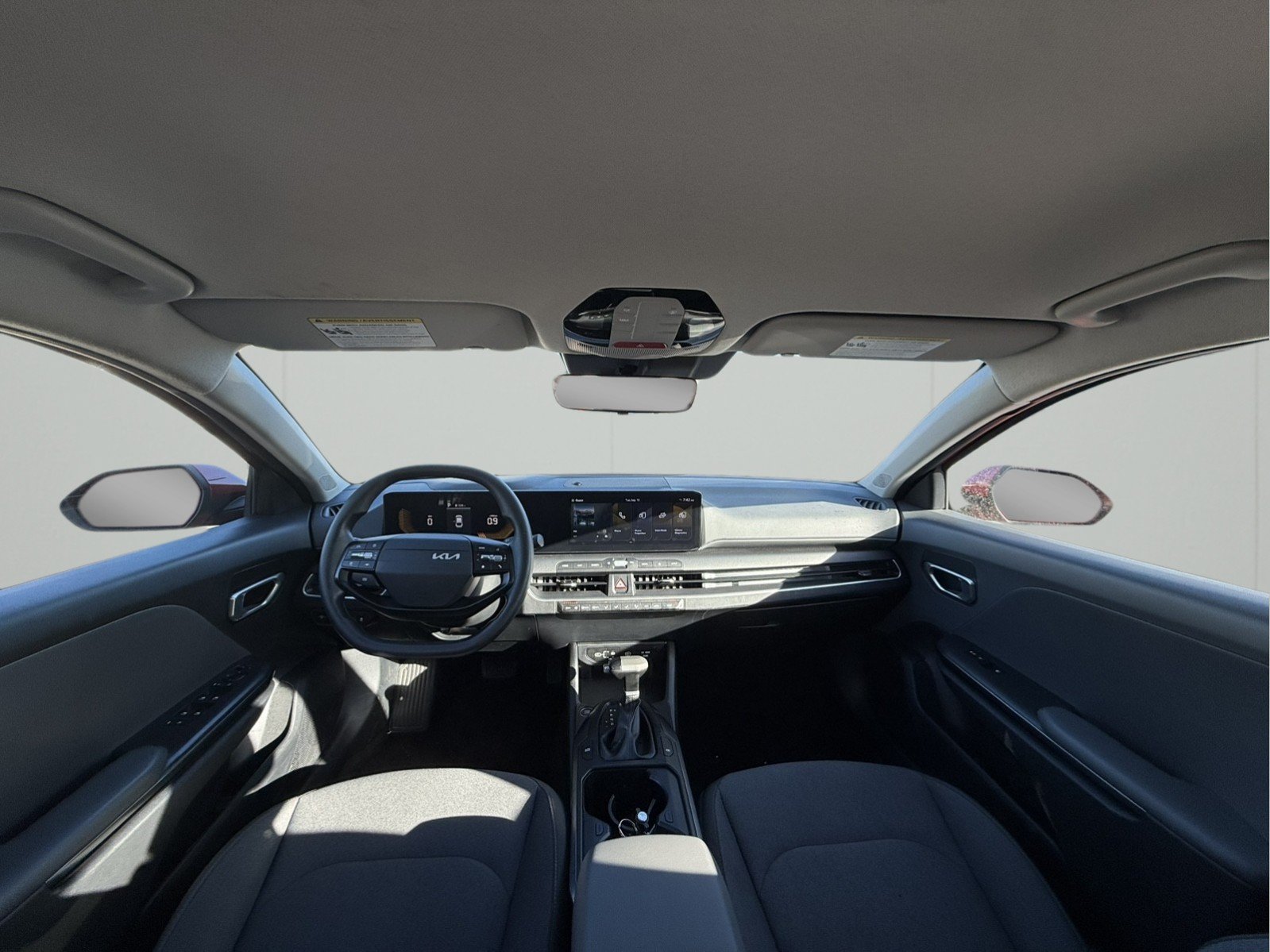 Used 2025 Kia K4 FWD image 22