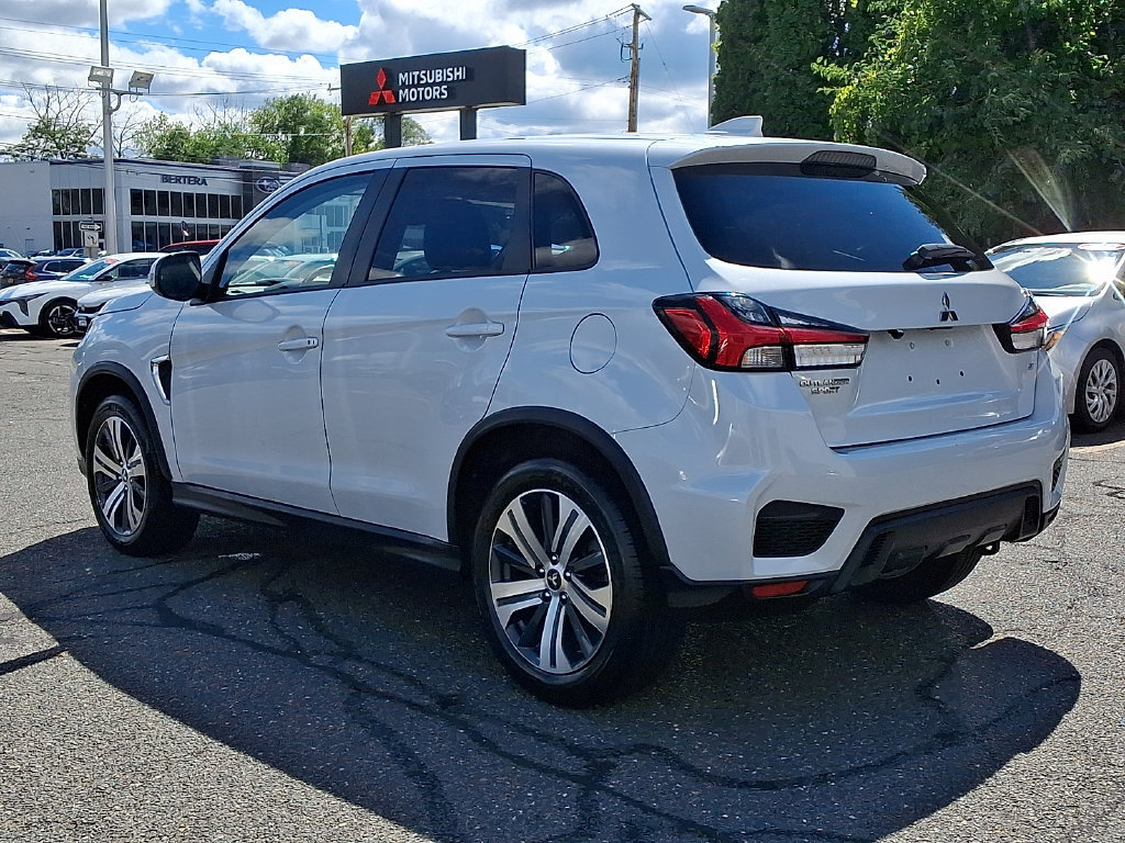 Used 2024 Mitsubishi Outlander Sport ES AWD/4WD image 4