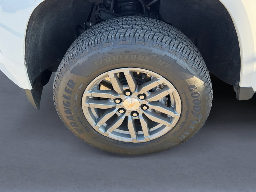 Used 2024 Chevrolet Colorado LT image 8