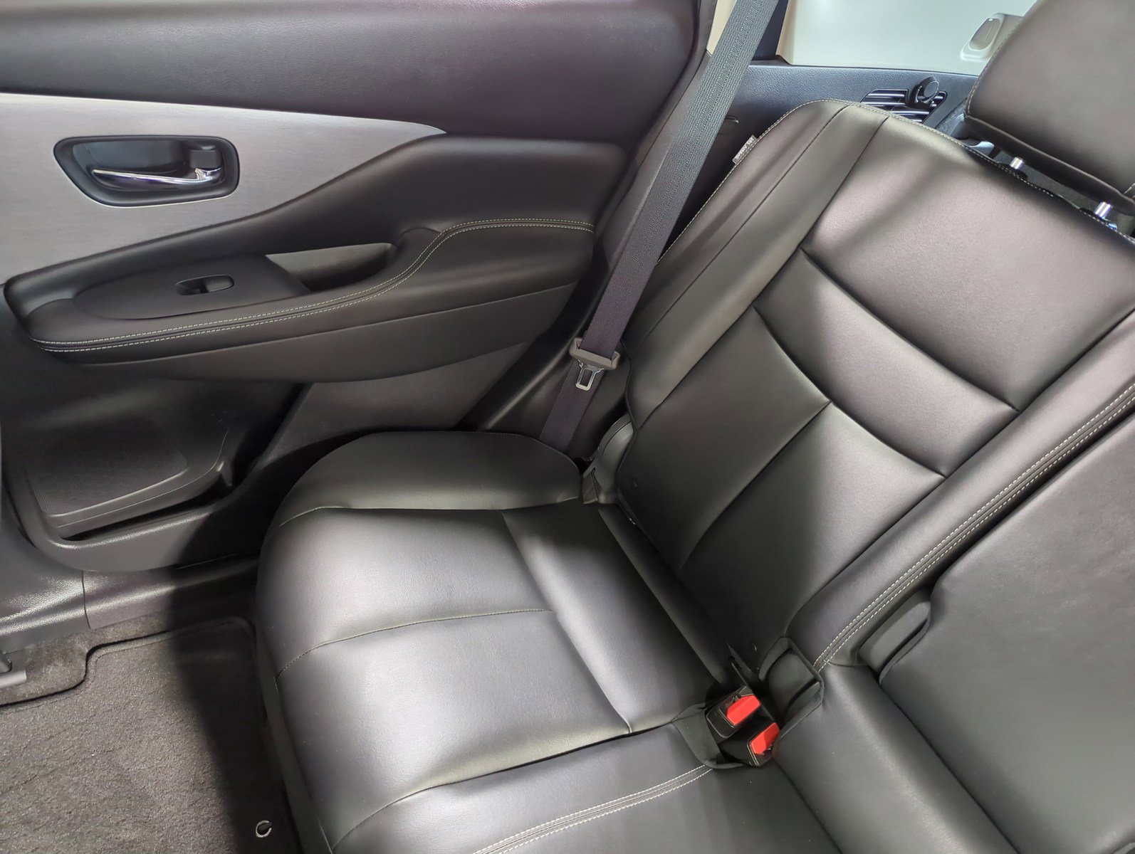 Used 2024 Nissan Murano SV image 12