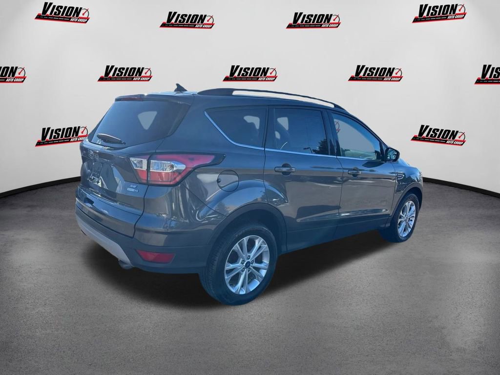 Used 2018 Ford Escape SE w/ SE Sync 3 Package image 5